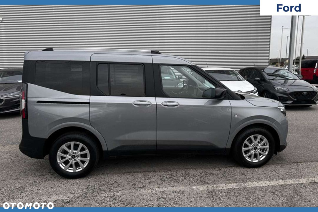 Ford Tourneo Courier - 9