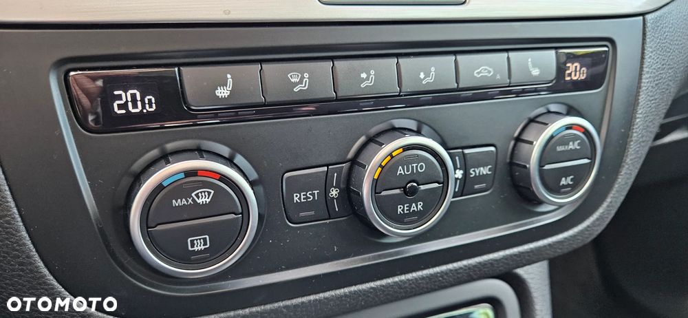 Volkswagen Sharan - 28
