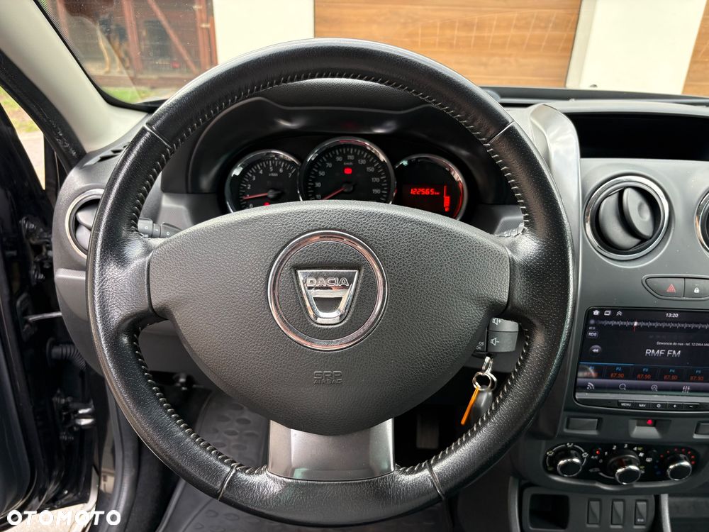 Dacia Duster TCe 125 4x2 Celebration - 23
