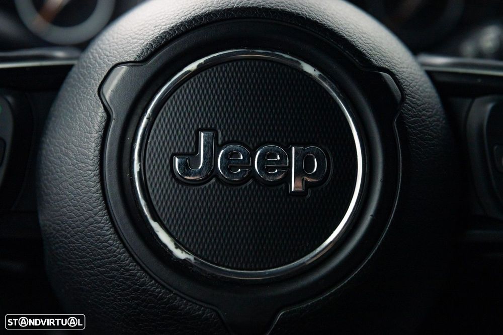 Jeep Wrangler Unlimited 2.2 CRD Sport AT - 54