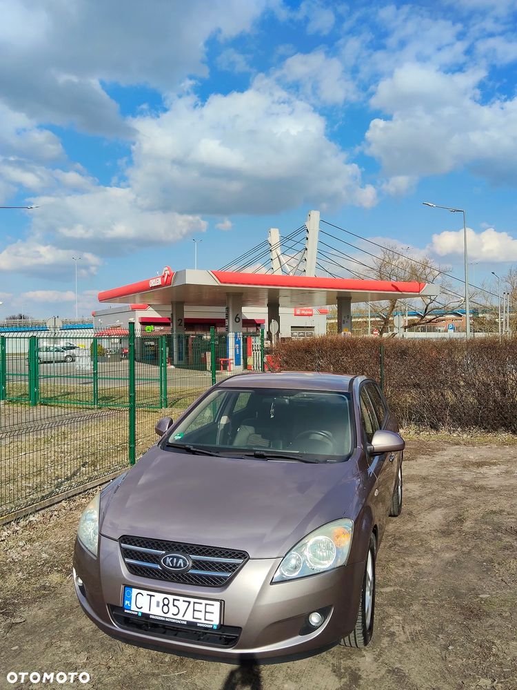 Kia Ceed 2.0 Optimum - 6