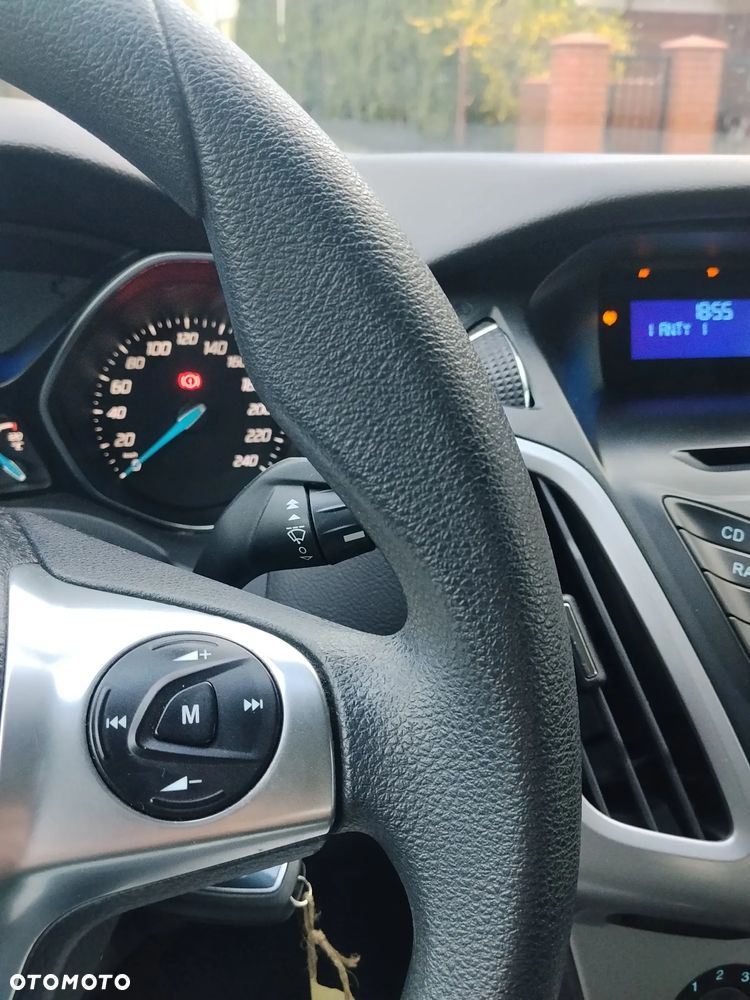 Ford Focus - 32