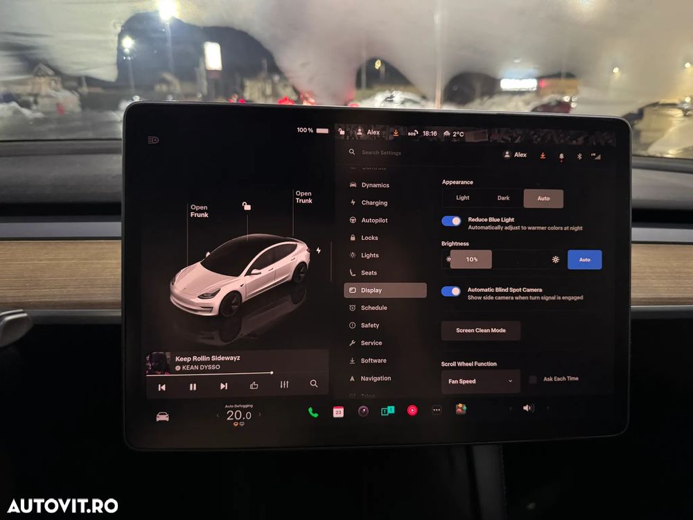 Tesla Model 3 - 19