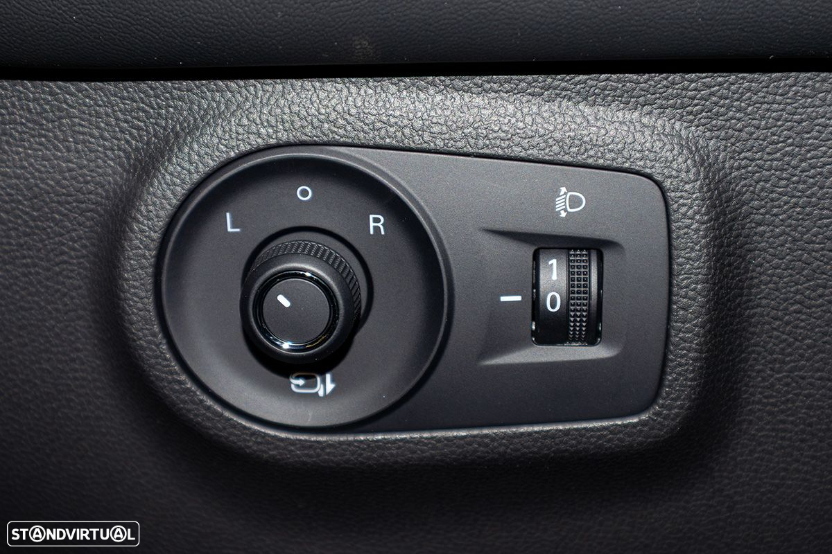 MG ZS EV 50.3 kWh Luxury - 16