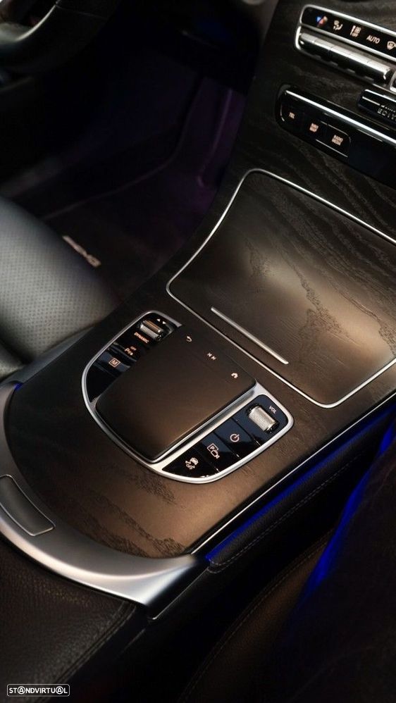 Mercedes-Benz GLC 300 de 4Matic 9G-TRONIC AMG Line - 33