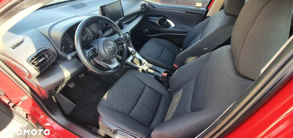 Toyota Yaris 1.5 Comfort - 24