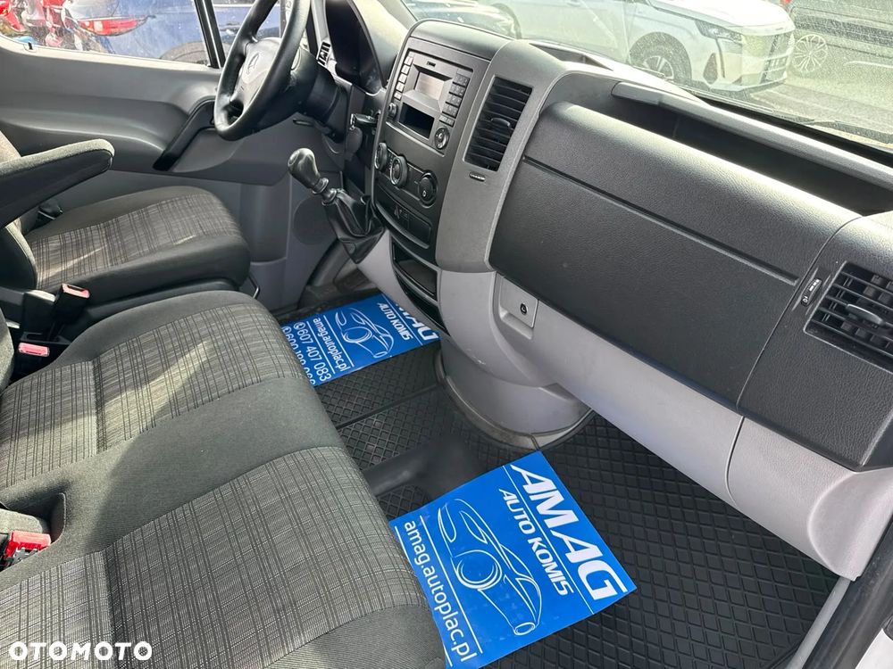 Mercedes-Benz SPRINTER - 14