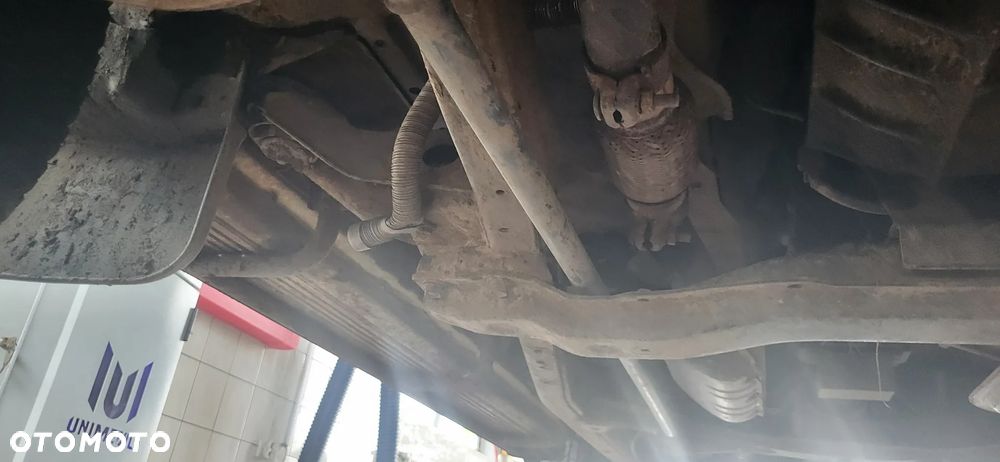 Mitsubishi L200 - 14