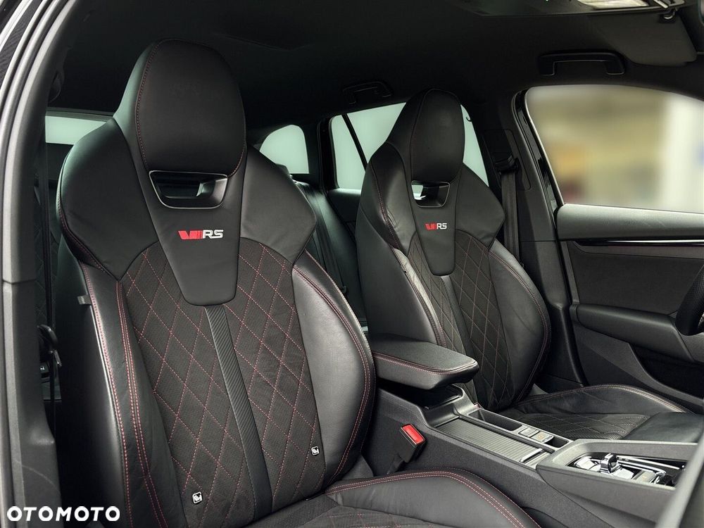 Skoda Octavia 2.0 TDI RS DSG - 31