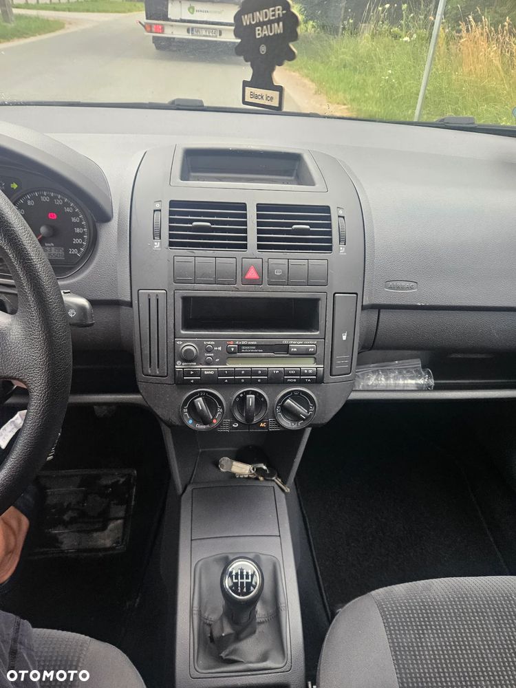 Volkswagen Polo 1.2 12V Comfortline - 13