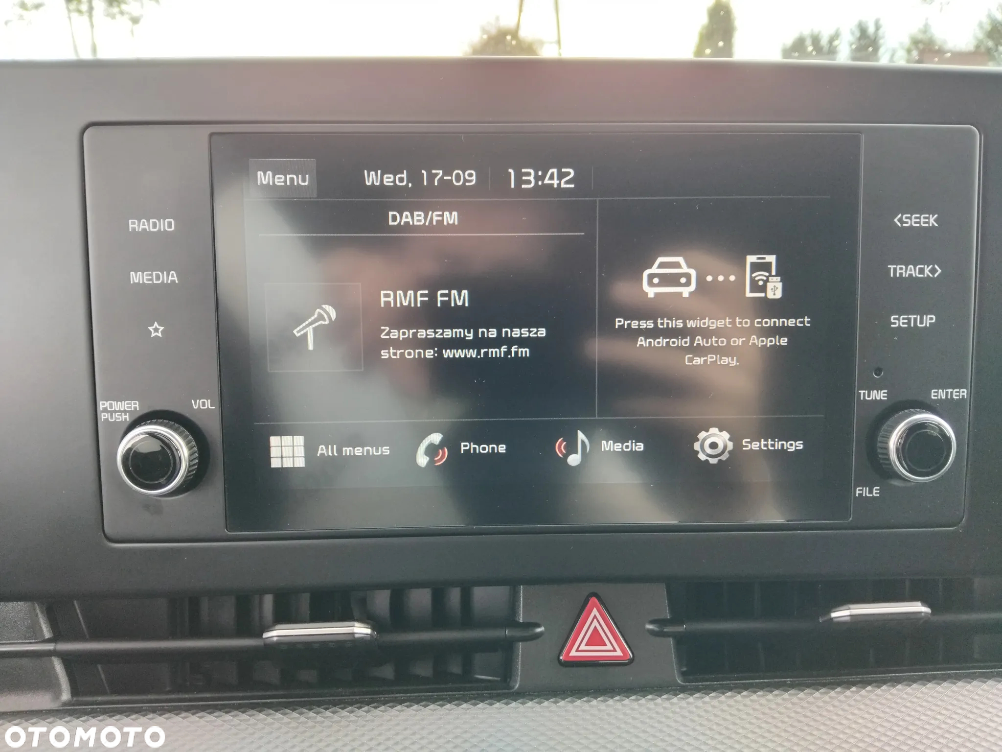 Kia Sportage - 16