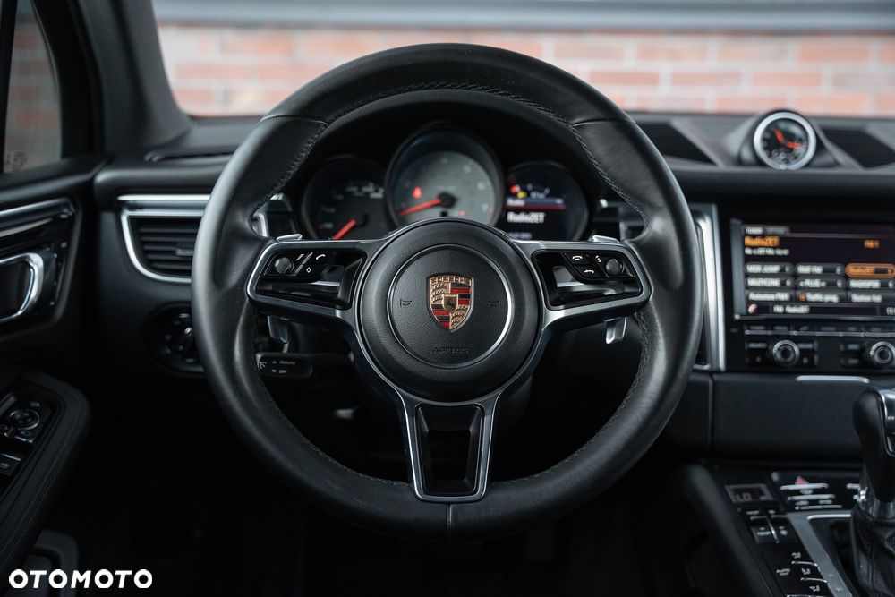 Porsche Macan S - 28