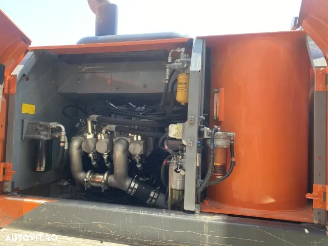 Hitachi ZX 290LC-5B - 17