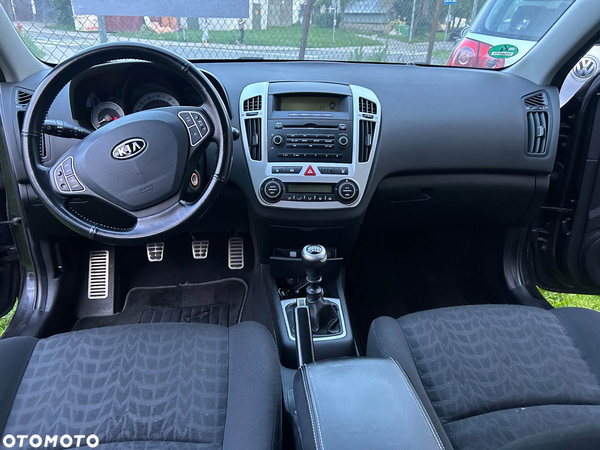 Kia Ceed - 9