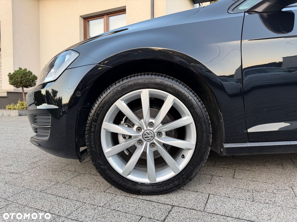 Volkswagen Golf - 9
