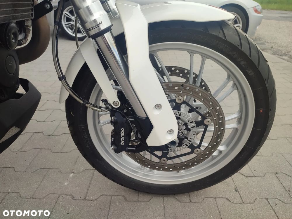 Moto Guzzi Stelvio - 18