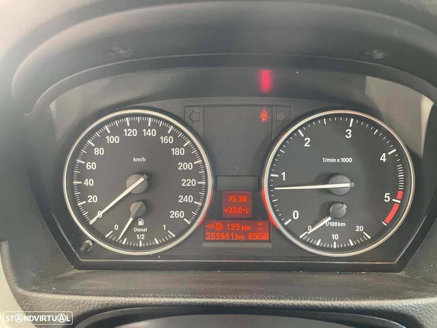 BMW 320 d EfficientDynamics Navigation - 22