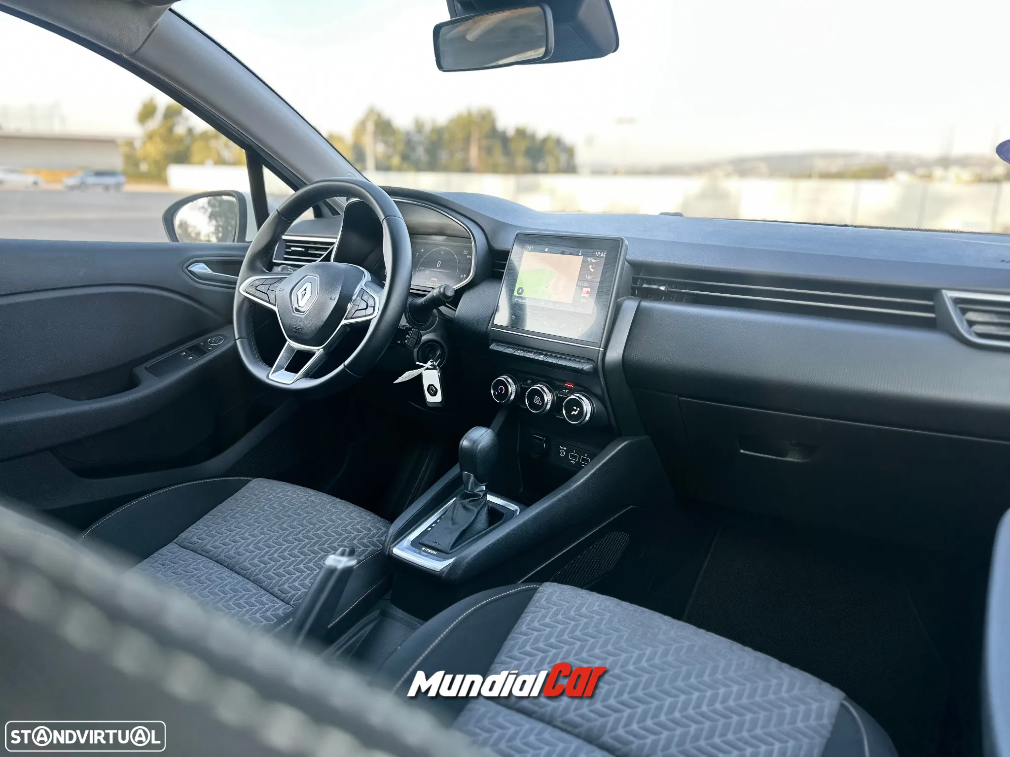 Renault Captur 1.6 E-Tech Full Hybrid Engineered - 11