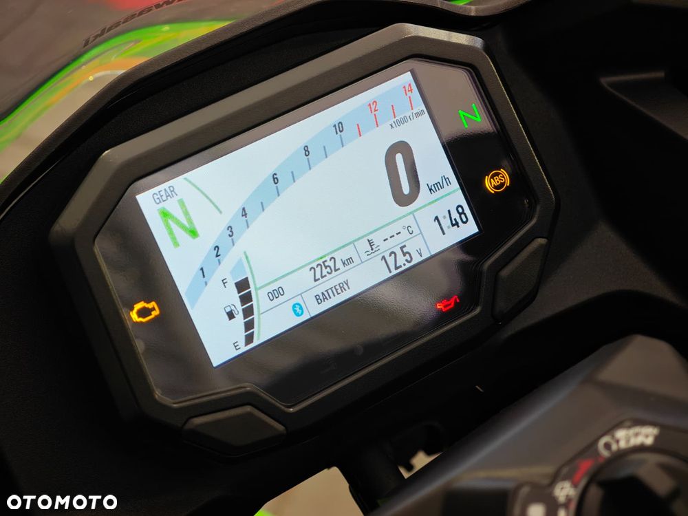 Kawasaki Ninja 500 - 9