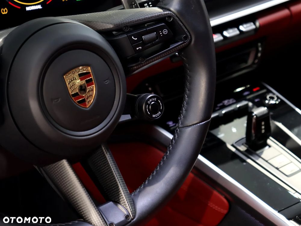 Porsche 911 Carrera Turbo S - 21