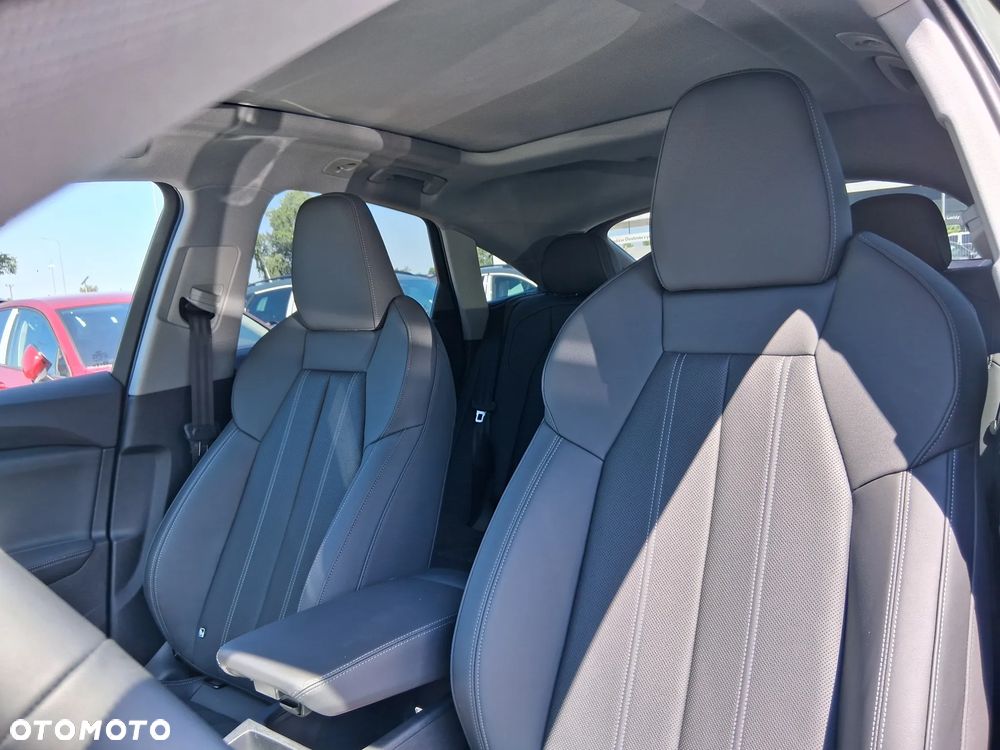 Audi Q5 Sportback - 8