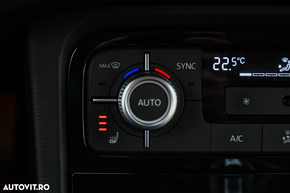 Volkswagen Touareg 3.0 V6 TDI SCR Blue Motion DPF Automatik Terrain Tech Executive Edition - 12