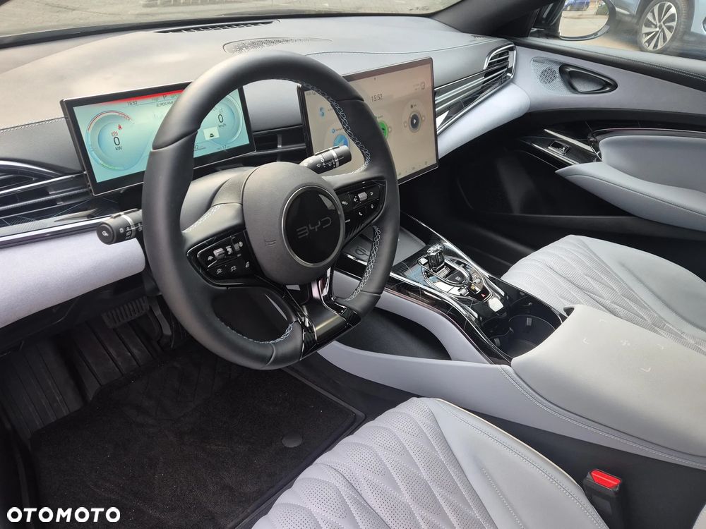 BYD Seal - 11