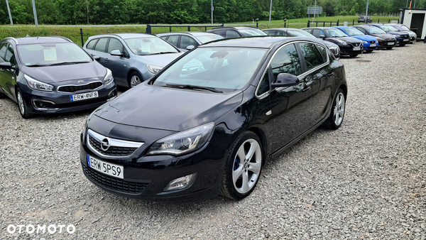 Opel Astra GTC 1.6 Turbo Edition