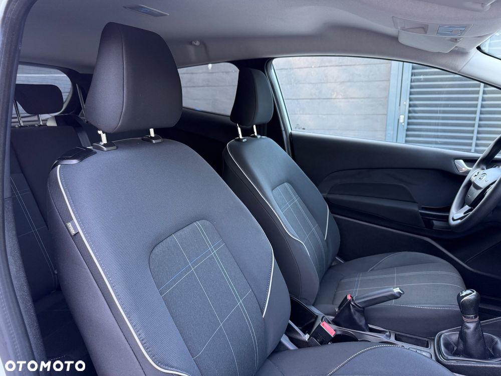 Ford Fiesta 1.1 S&S TITANIUM - 11