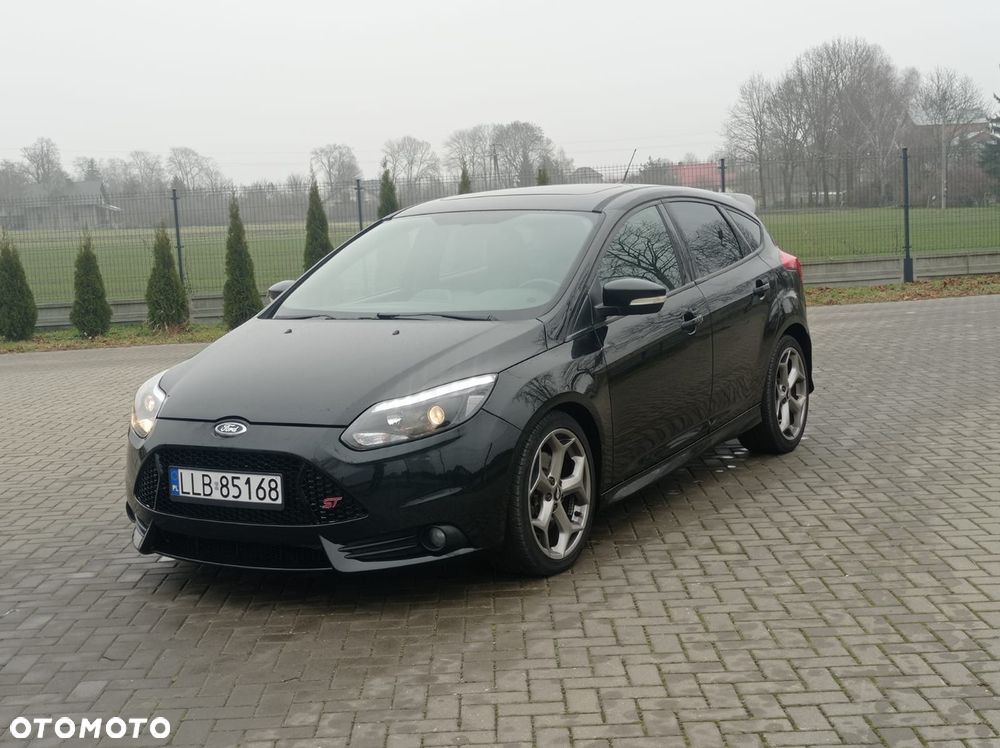 Ford Focus 2.0 EcoBoost ST - 2