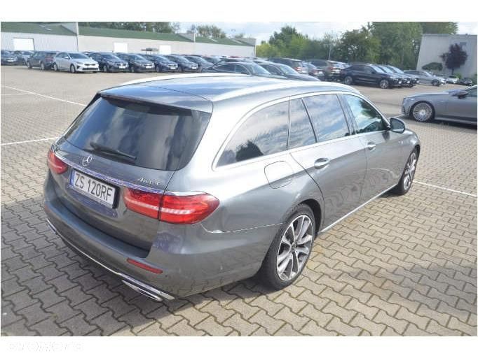 Mercedes-Benz Klasa E - 4