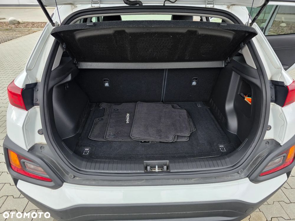 Hyundai Kona - 15