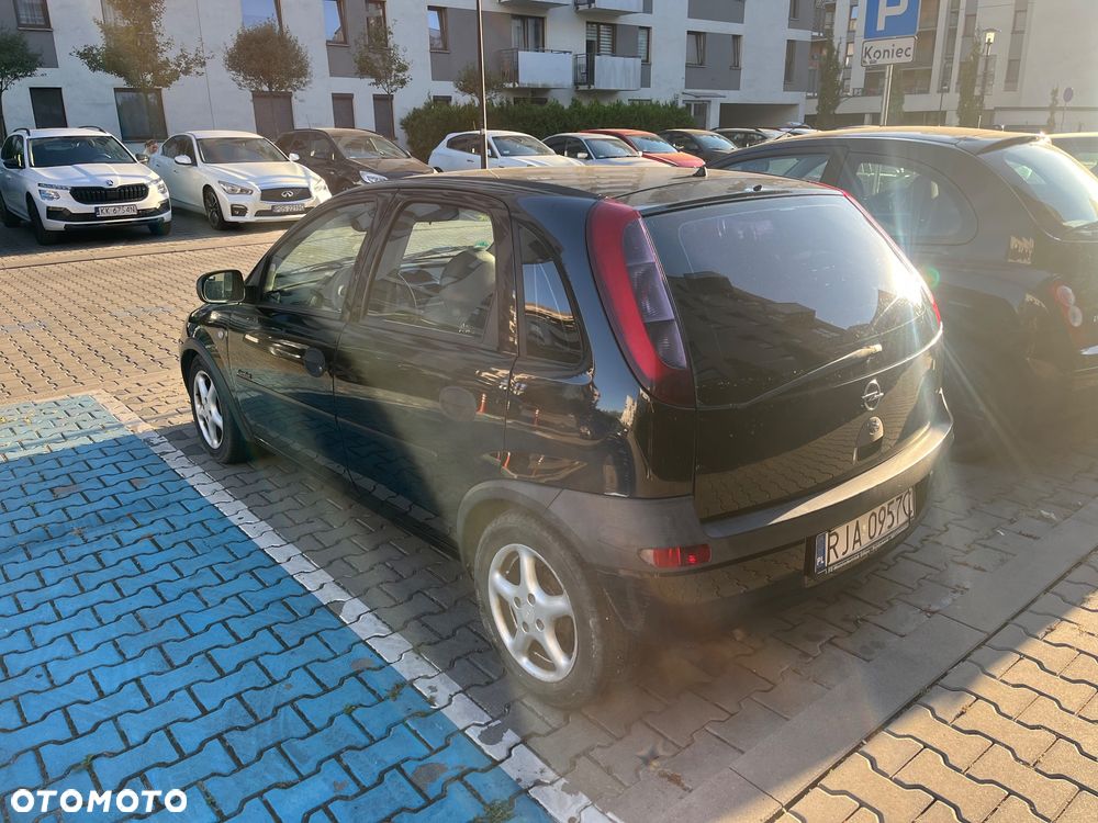 Opel Corsa - 2