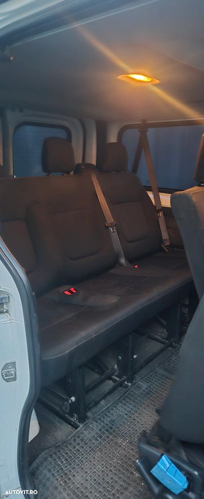 Renault Trafic Combi L1H1 8+1 Authentique - 5