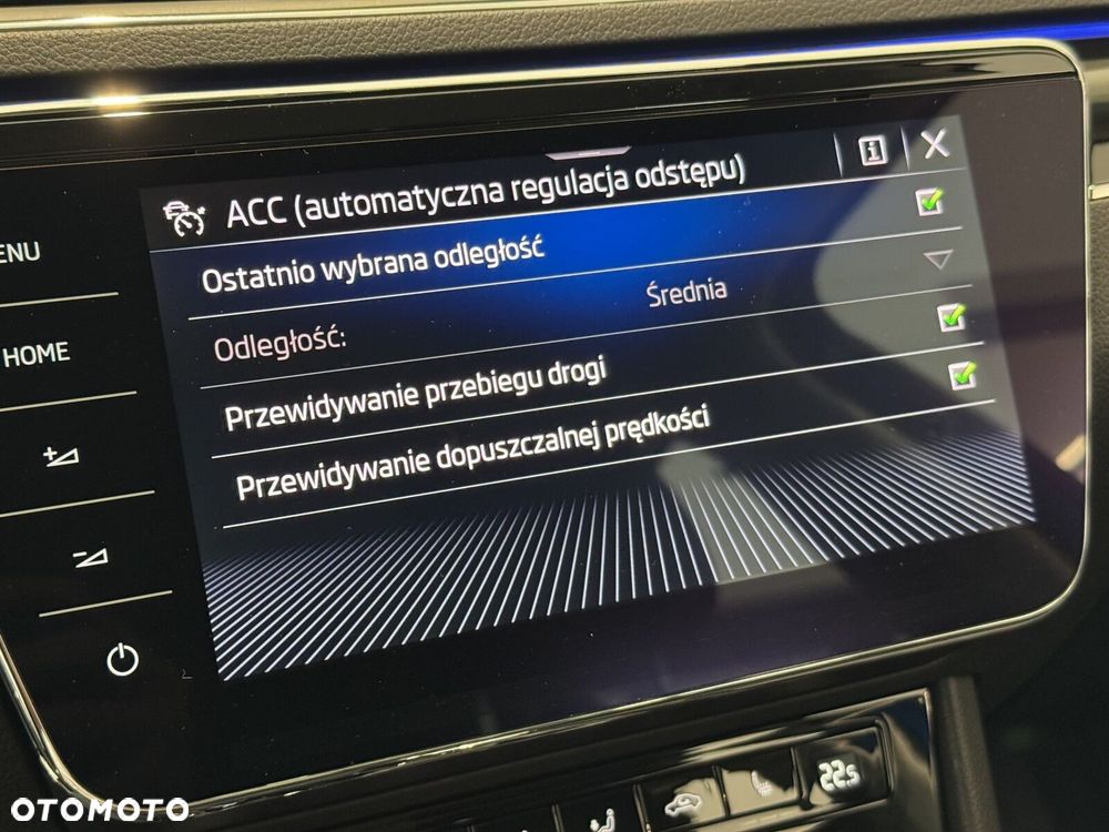 Skoda Superb 2.0 TDI SCR L&K DSG - 38