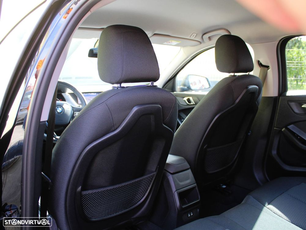 BMW 116 d Pack Essence - 53