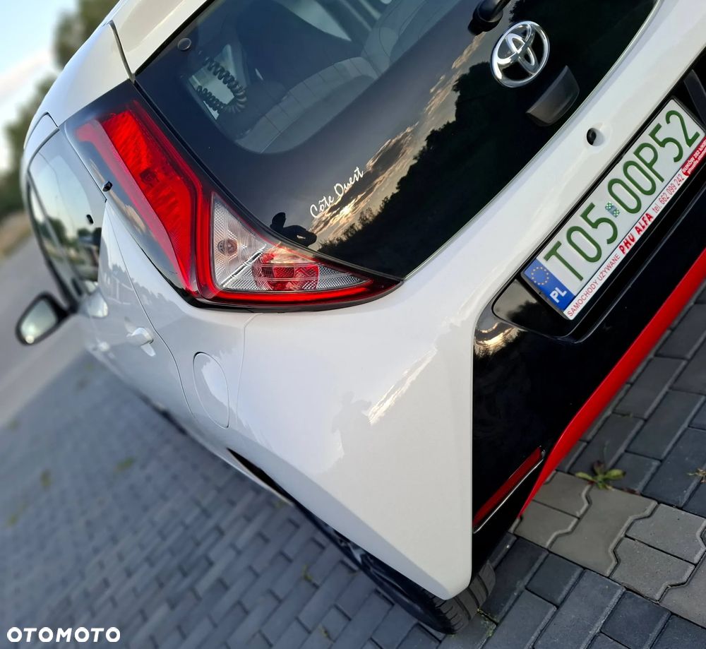 Toyota Aygo x-play connect - 37