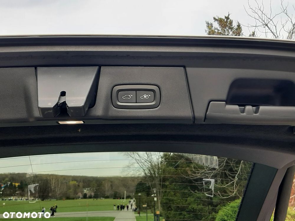 Volvo V90 Cross Country T6 AWD Geartronic - 29
