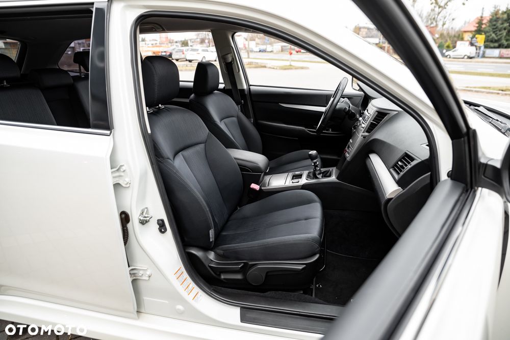 Subaru Legacy 2.0D Sport - 24