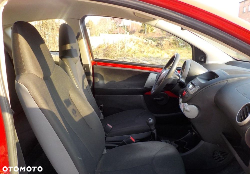 Toyota Aygo - 14