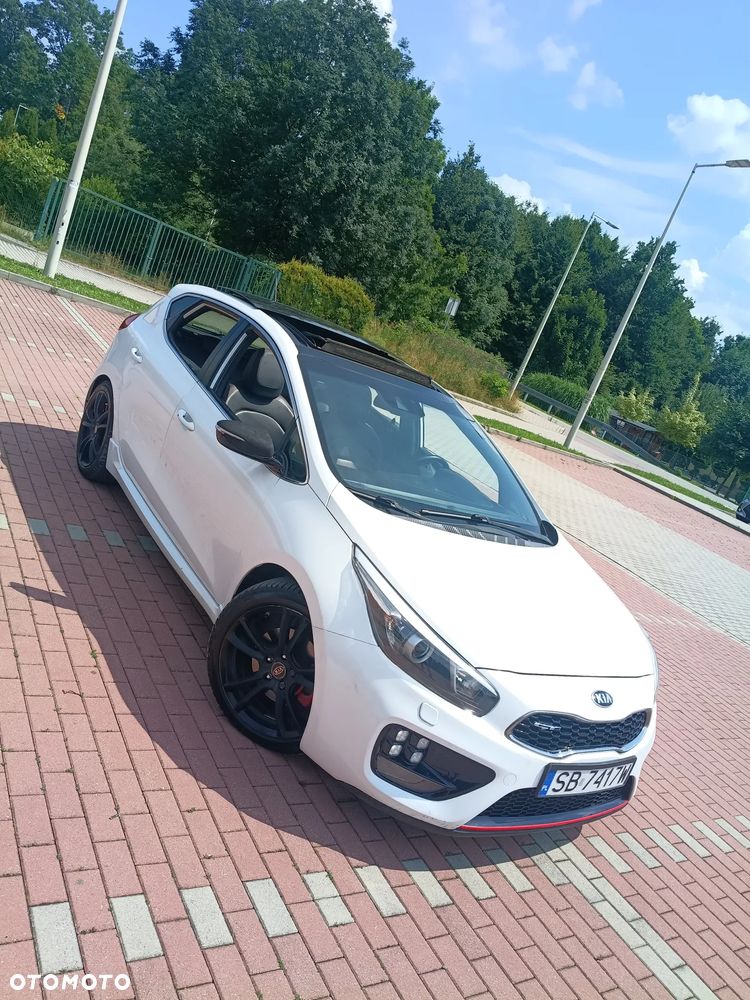 Kia Ceed 1.6 T-GDI GT-Challenge - 2