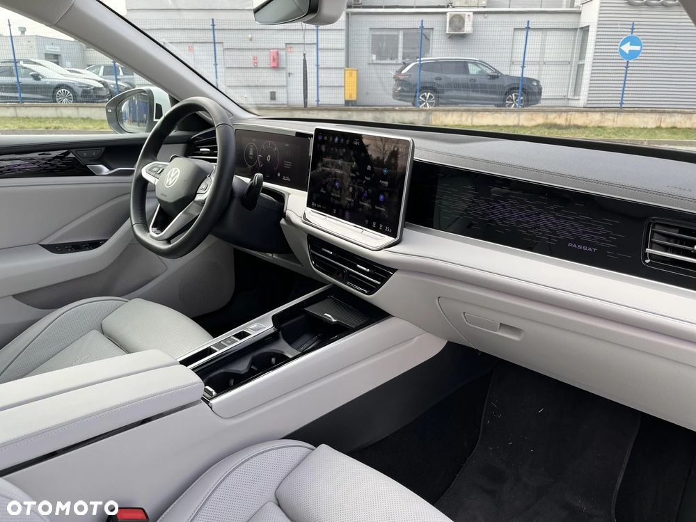 Volkswagen Passat - 38