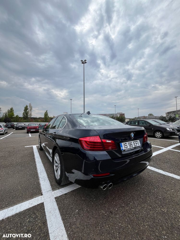 BMW Seria 5 520d xDrive AT - 3