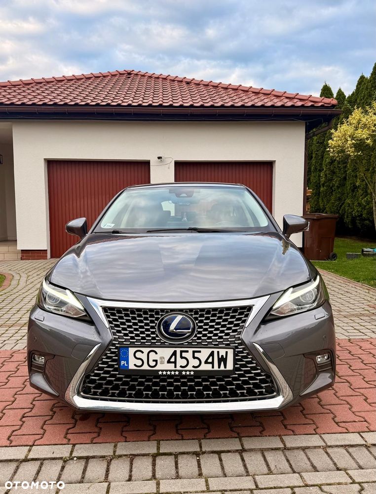 Lexus CT ver-200h-elegance - 1