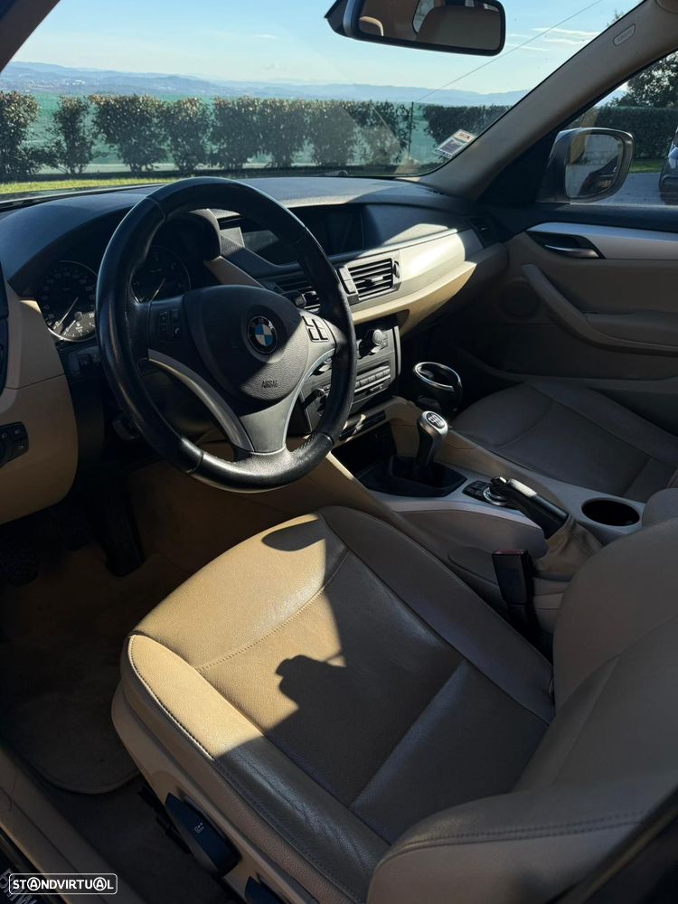 BMW X1 sDrive18d - 14