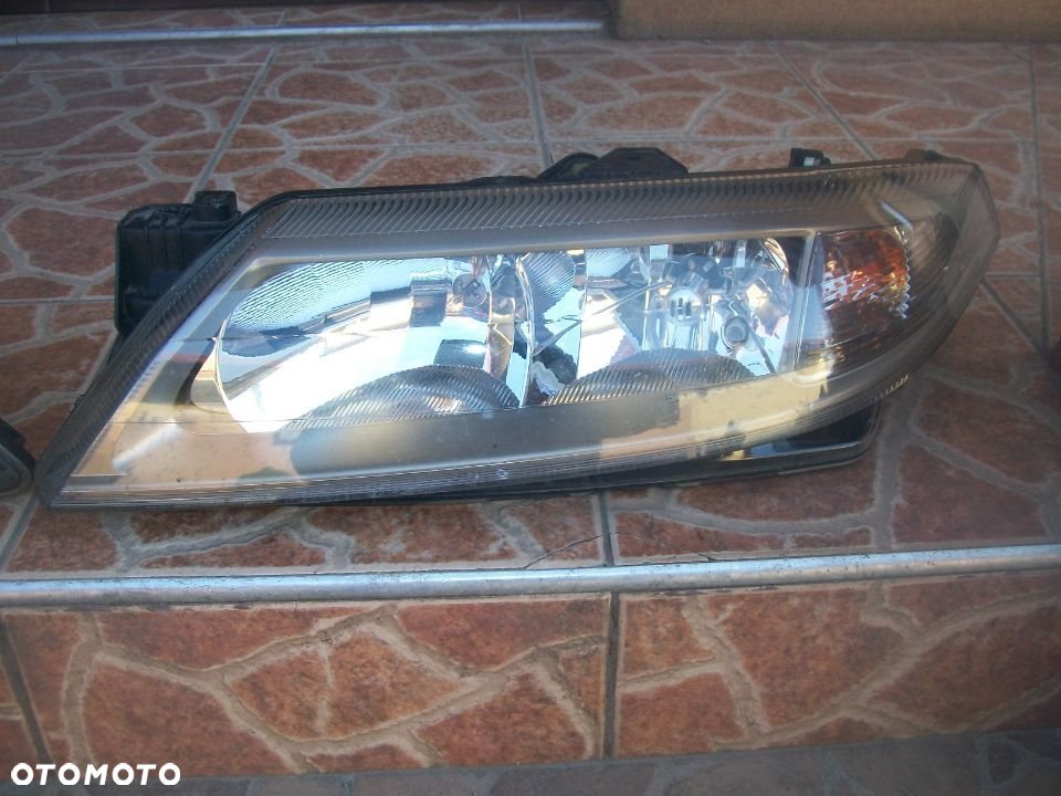 Lampa Laguna II XENON VALEO kompletna EUROPA - 2