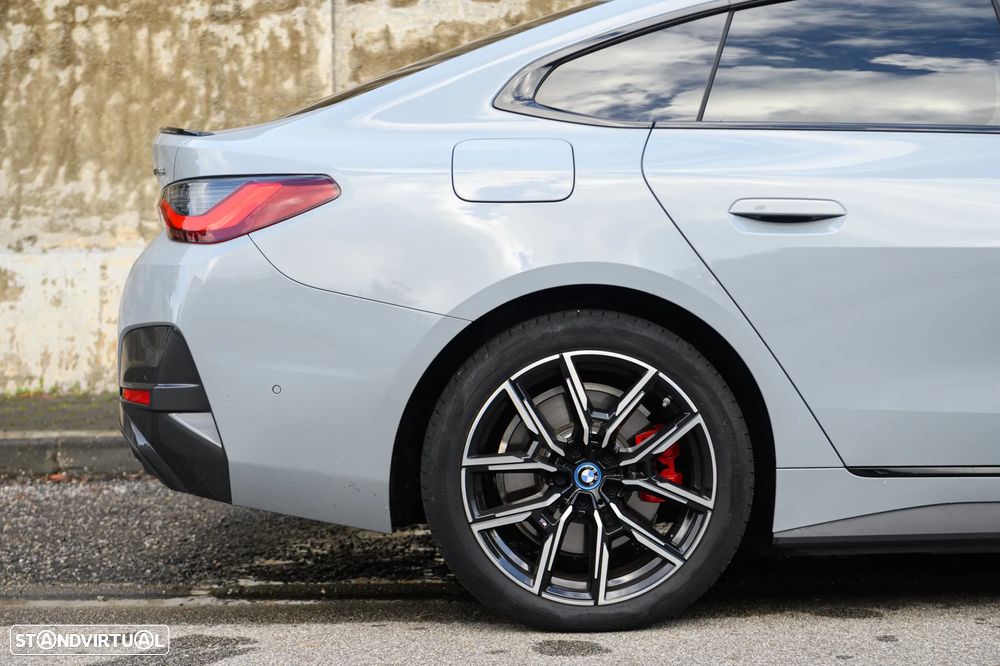 BMW i4 eDrive35 Gran Coupe M Sport - 8