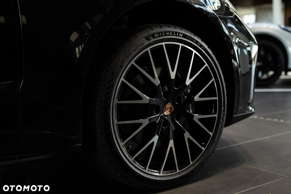 Porsche Panamera 4 - 15