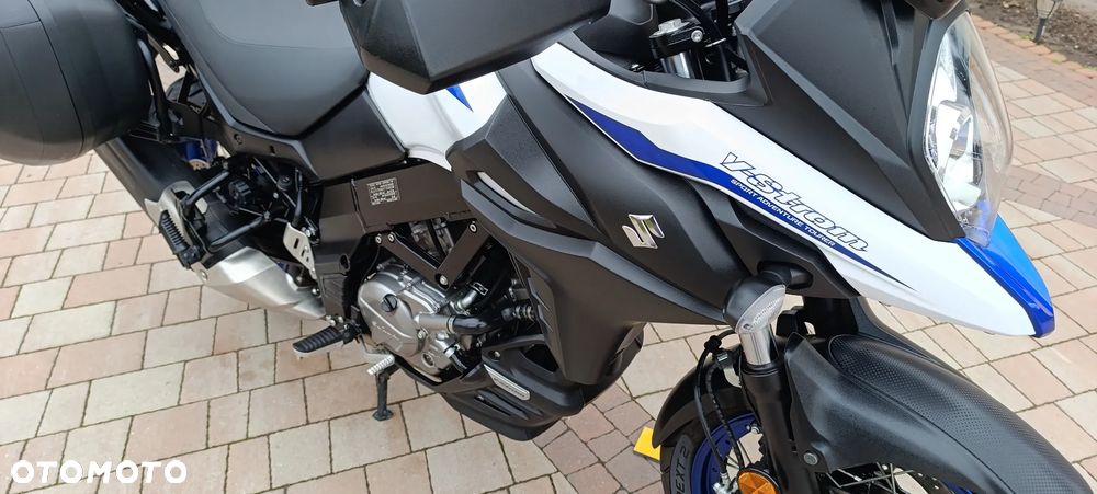 Suzuki V-STROM - 18