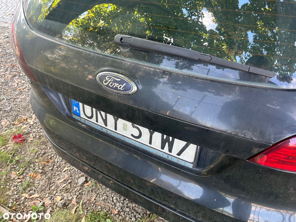 Ford Mondeo 1.8 TDCi Ambiente - 14